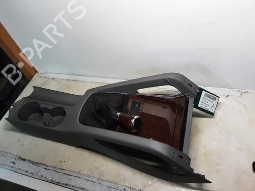 Used Middle console Middle console 23503927 23503927