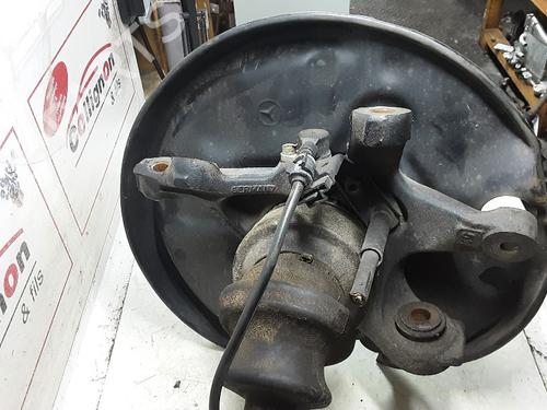 Left rear steering knuckle MERCEDES-BENZ E-CLASS T-Model (S210) E 220 T CDI (210.206) | BP20283223M27 