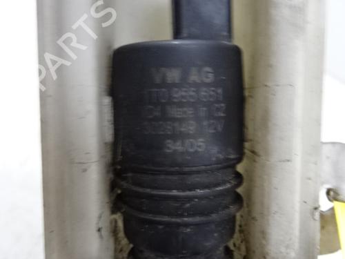 washer-pump-vw-passat-b6-3c2-2005-2006-2007-2008-2009-2010-2011-39053030 main image