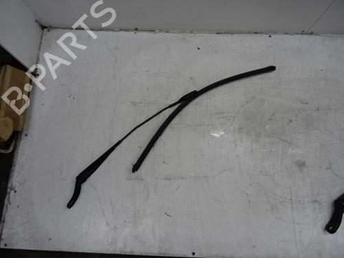 Used Front windshield wiper arm PEUGEOT 208 I (CA_, CC_) 1.6 BlueHDi 100 (100 hp) 29314395