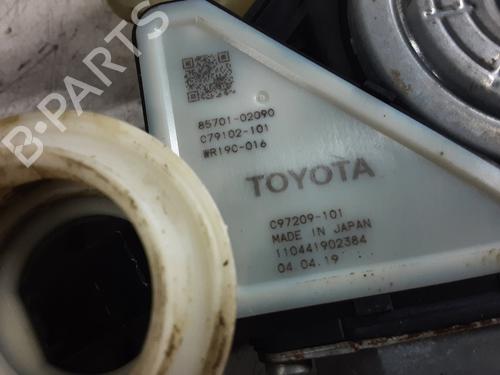 Right front window motor TOYOTA COROLLA Hatchback (_E21_, _EA1_, _EH1_) 1.8 Hybrid (ZWE211, ZWE219) | BP32246158E20 - Image 3