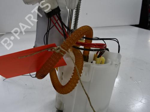 Used Fuel pump BMW 1 (F21) 116 i (109 hp) 20273127
