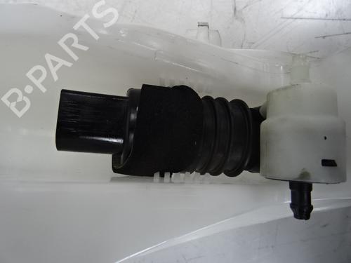 Used Washer pump Washer pump 39053044 39053044