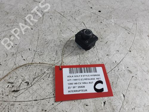 switch-vw-golf-viii-cd1-da1-2019-34103907 main image