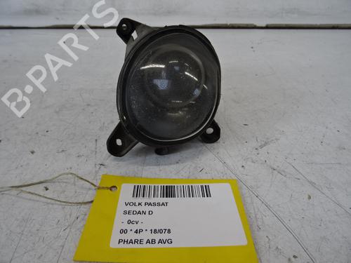 Used Left front fog light Left front fog light 39054876 39054876