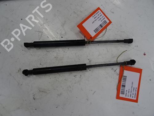 Used Hood lift support BMW 3 Touring (E46) 318 d (116 hp) 20287909