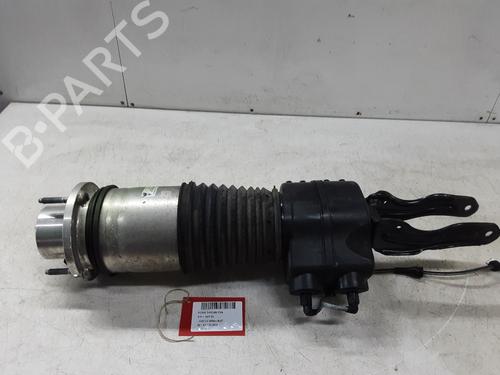 Used Right front shock absorber Right front shock absorber PORSCHE TAYCAN (Y1A) Electric (Y1AAA1, Y1AAI1) (408 hp) 32359884 32359884
