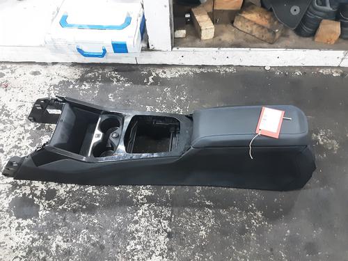 Console central BMW 1 (F40) 118 i (136 hp) 31936683