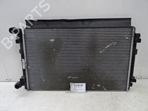 Used Water radiator Water radiator 20270467 20270467