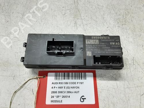 Used Control unit Control unit AUDI A3 Sportback (8YA, 8YF) RS3 TFSI quattro (400 hp) 33678195 33678195