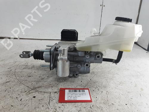 Used Servo brake TOYOTA COROLLA Saloon (_E21_) 1.8 VVTi Hybrid (ZWE211, MZEA12) (98 hp) 31842287