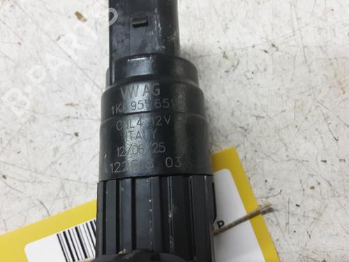 Washer pump VW CADDY V MPV (SBB, SBJ) 2.0 TDi | BP39063662E24 - Image 2