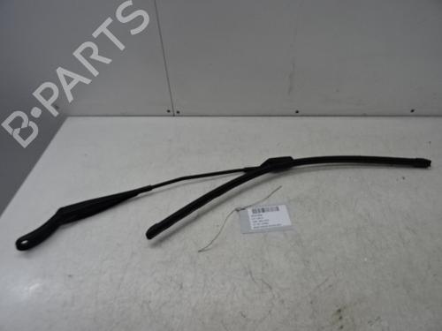Used Front windshield wiper arm PEUGEOT 2008 I (CU_) 1.6 VTi (120 hp) 29314394