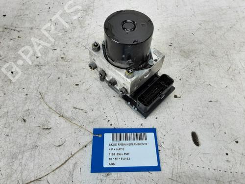 Used ABS pump ABS pump SKODA FABIA II (542) 1.2 (70 hp) 33247430 33247430