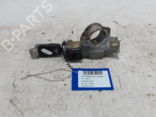 Used Switch Switch TOYOTA YARIS (_P21_, _PA1_, _PH1_) 1.5 Hybrid (MXPH11) (92 hp) 39054872 39054872