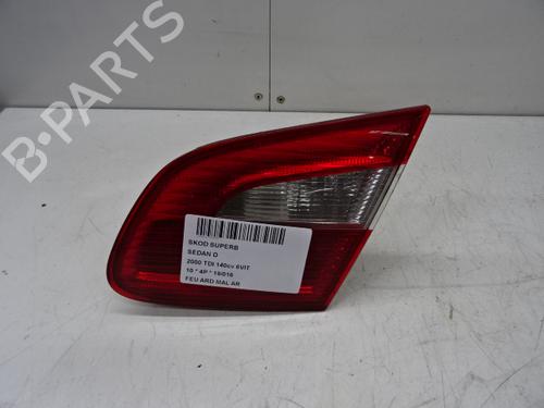Højre baglygte bagklap SKODA SUPERB II (3T4) 2.0 TDI (140 hp) 32224761