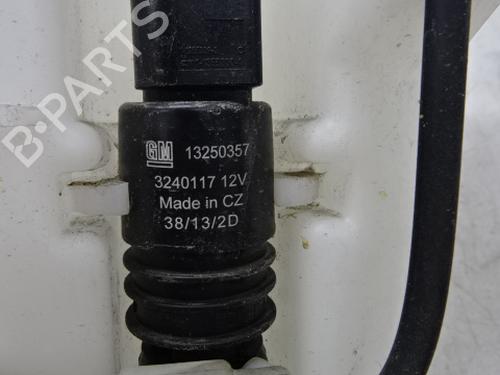Used Washer pump Washer pump 39052997 39052997