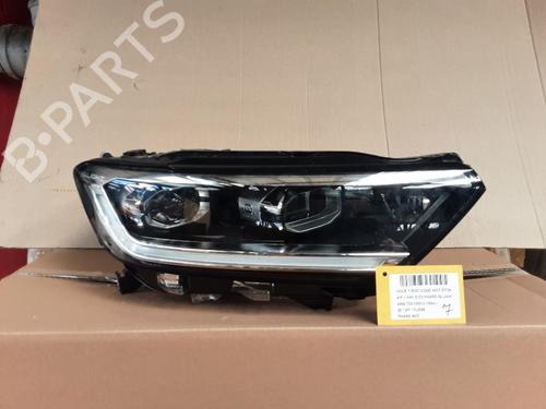 Højre forlygte VW T-ROC (A11, D11) 2.0 TDI (150 hp) 28472444