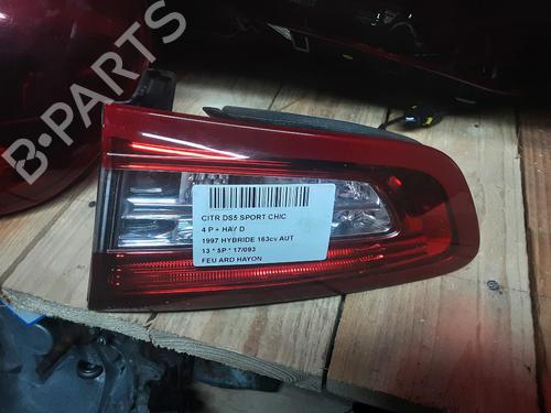 Used Right tailgate light Right tailgate light 20280949 20280949