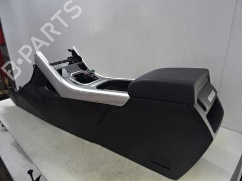 Used Middle console Middle console 39056116 39056116