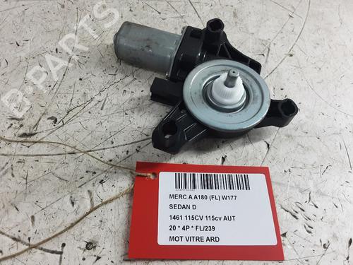Used Right rear window motor Right rear window motor MERCEDES-BENZ A-CLASS Saloon (V177) A 180 d (177.103) (116 hp) 36094165 36094165