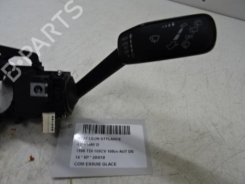 Used Steering column stalk Steering column stalk SEAT LEON (5F1) 1.6 TDI (105 hp) 39053927 39053927