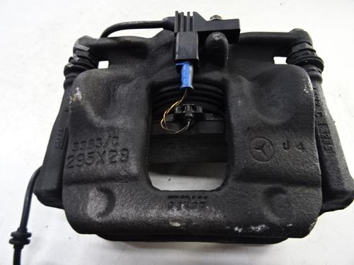 right-front-brake-caliper-mercedes-benz-cla-coupe-c117-cla-200-cdi-d-117308-2013-2014-2015-2016-2017-2018-2019-20270719 main image