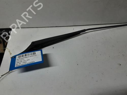 Used Front windshield wiper arm Front windshield wiper arm PEUGEOT PARTNER Tepee 1.2 THP (110 hp) 33312878 33312878