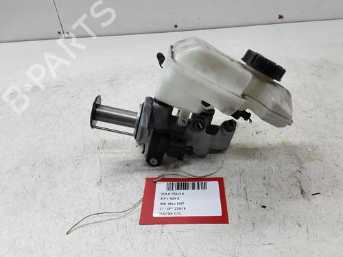 Used Brake master cylinder Brake master cylinder VW POLO VI (AW1, BZ1, AE1) 1.0 MPi (80 hp) 23220630 23220630