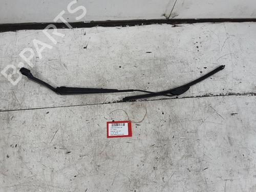 front-windshield-wiper-arm-land-rover-discovery-sport-l550-2014-35948415 main image