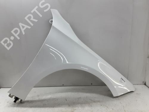 Guarda-lamas direito MERCEDES-BENZ A-CLASS (W177) A 200 d (177.012) (150 hp) 33121131