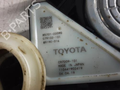Left front window motor TOYOTA COROLLA Hatchback (_E21_, _EA1_, _EH1_) 1.8 Hybrid (ZWE211, ZWE219) | BP32246157E21 - Image 3