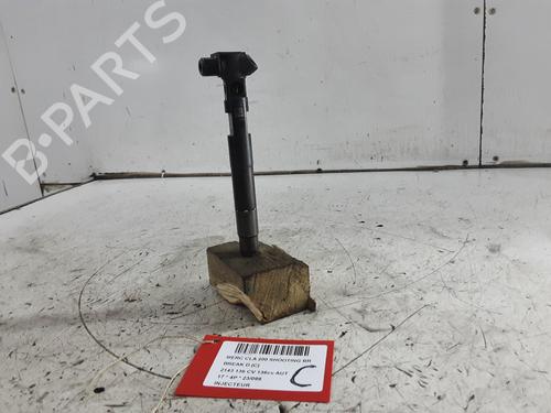 Used Injector MERCEDES-BENZ CLA Shooting Brake (X117) CLA 200 CDI / d (117.908) (136 hp) 28383196