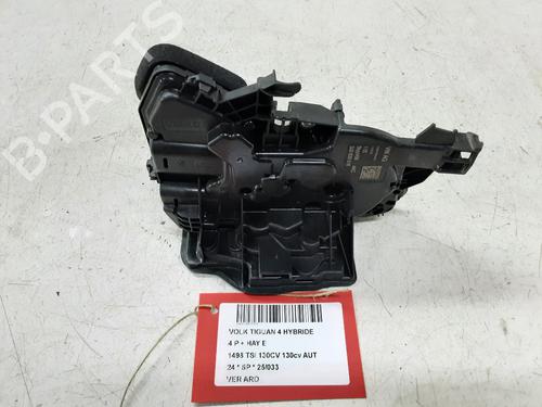 Højre bagtil lås VW TIGUAN (CT1) 1.5 eTSI (131 hp) 31708499