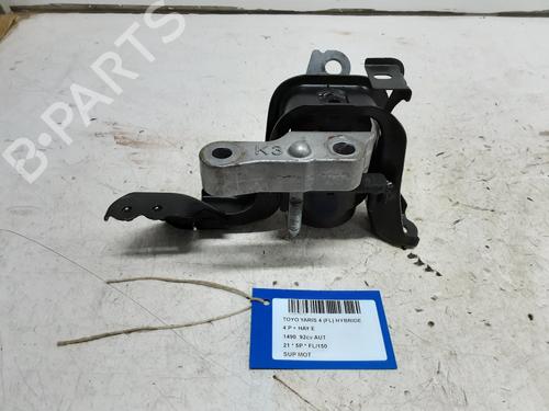 Used Engine mount Engine mount TOYOTA YARIS (_P21_, _PA1_, _PH1_) 1.5 Hybrid (MXPH11) (92 hp) 39054814 39054814