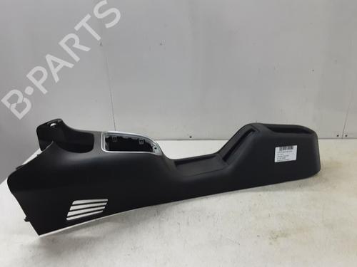 Used Middle console Middle console 39056119 39056119