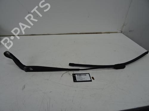 Used Front windshield wiper arm CITROËN JUMPER II Van 2.2 HDi 100 (101 hp) 20272578