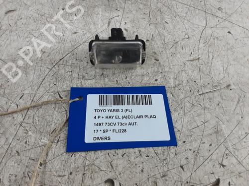 Andre TOYOTA YARIS (_P13_) 1.5 Hybrid (NHP130_) (101 hp) 32245639