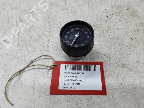 Used Display monitor Display monitor PORSCHE TAYCAN (Y1A) Electric (Y1AAA1, Y1AAI1) (408 hp) 32382754 32382754