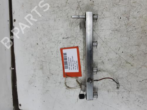 Used Injection rail Injection rail 39055209 39055209