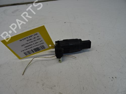 Used Washer pump Washer pump 39053022 39053022