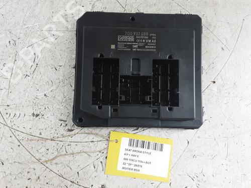 Used Fuse box Fuse box 39063391 39063391