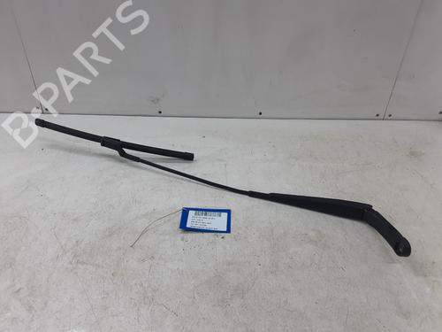 front-windshield-wiper-arm-vw-up-121-122-bl1-bl2-bl3-123-2011-32244369 main image