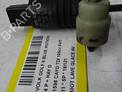 Used Washer pump Washer pump VW GOLF VI (5K1) 1.6 TDI (105 hp) 39053026 39053026