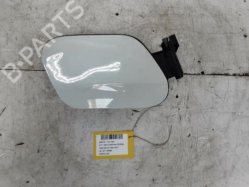 fuel-flap-bmw-1-f40-2019-36365849 main image