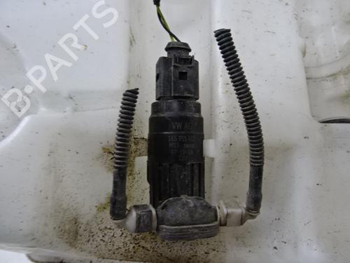 Used Washer pump Washer pump AUDI A3 Sportback (8VA, 8VF) 1.4 TFSI e-tron (204 hp) 39053071 39053071