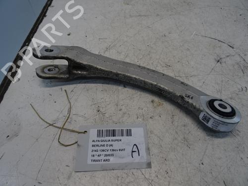 Used Right rear suspension arm Right rear suspension arm ALFA ROMEO GIULIA (952_) 2.2 D (952AGA250, 952AGM250, 952ASM2, 952ASA2) (136 hp) 39058323 39058323