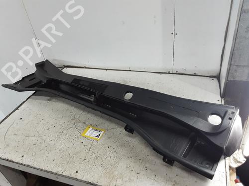 Griglia sotto parabrezza Griglia sotto parabrezza TOYOTA COROLLA Cross (ZVG1_, ZSG1_, MXGH1_, MXGA1_) 1.8 Hybrid (ZVG10, ZVG11, XG1T) (98 hp) 37407237 37407237