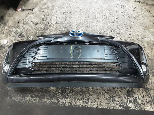 Bumper voor Bumper voor TOYOTA YARIS (_P13_) 1.5 Hybrid (NHP130_) (101 hp) 33872159 33872159