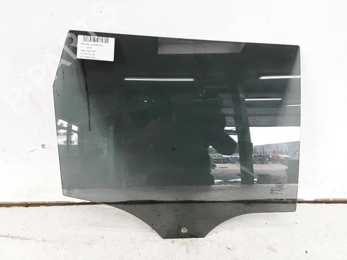 Dør rude højre bagtil Dør rude højre bagtil 39051700 39051700